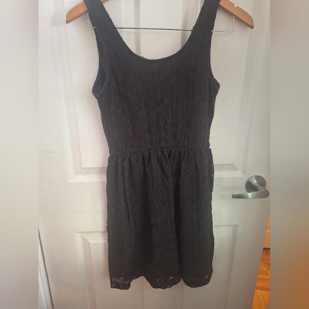 NWOT Super Cute Massimo Lace Overlay Dress
